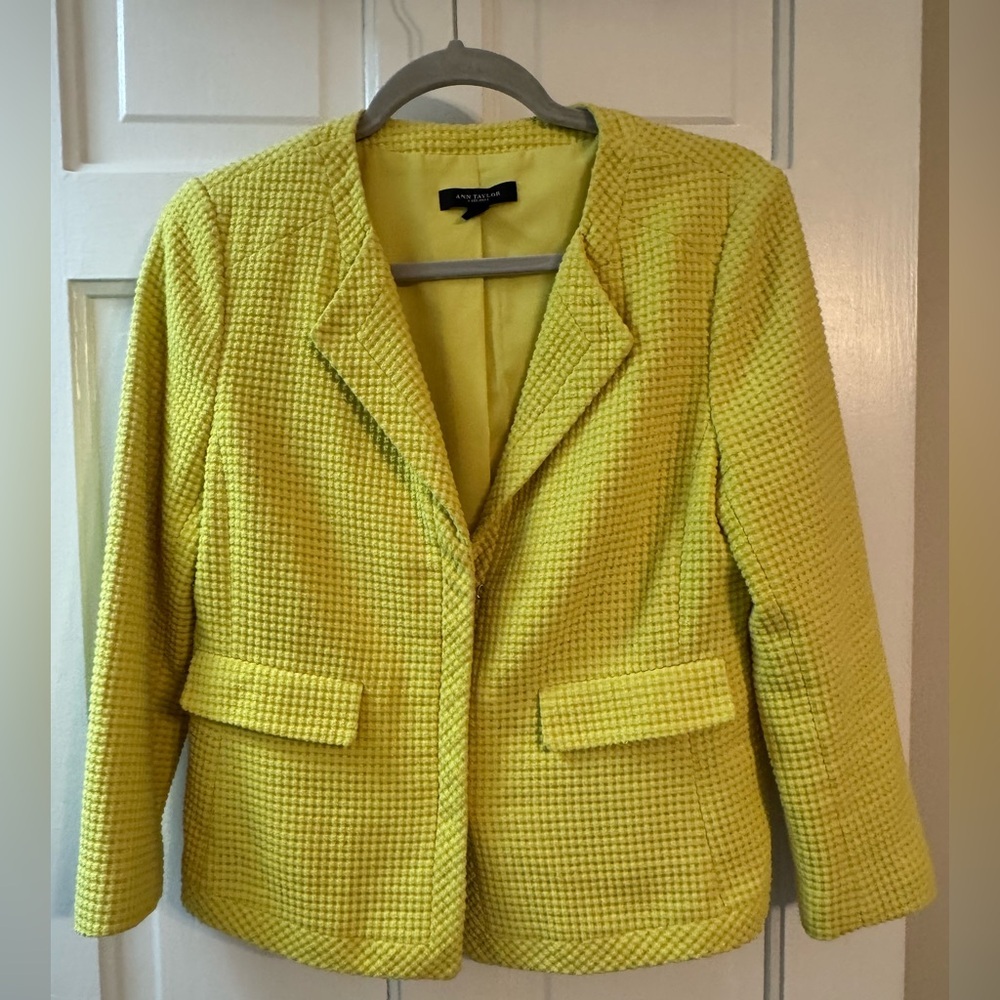 Ann Taylor Chartreuse Textured Cotton Blazer | Size 6 | Statement Spring Jacket